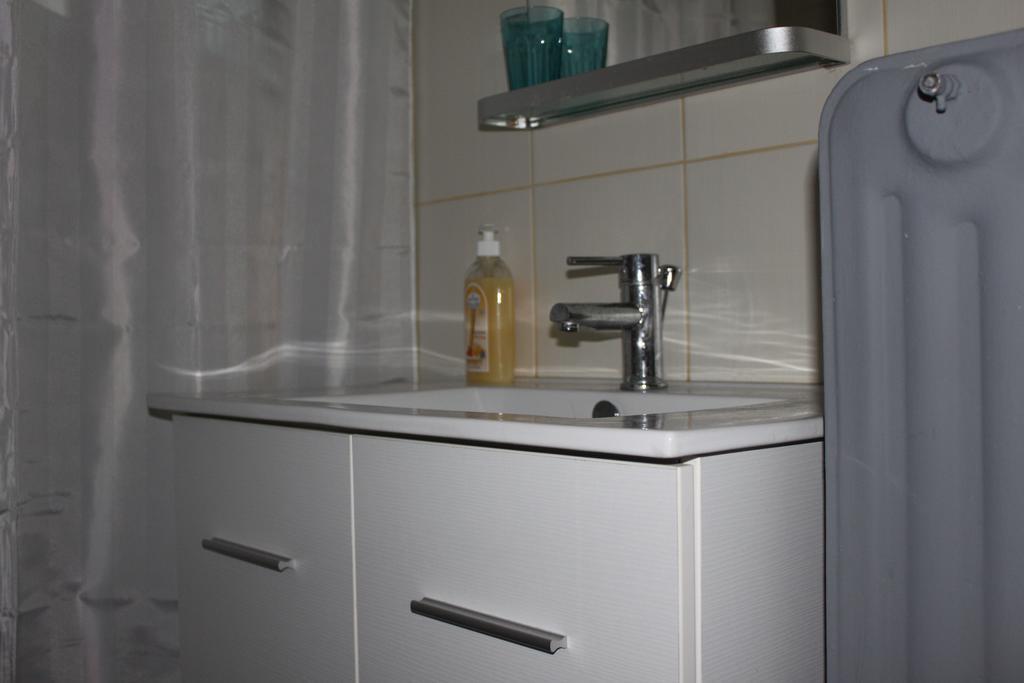Cheery Apartment In The Center Of Афины Экстерьер фото